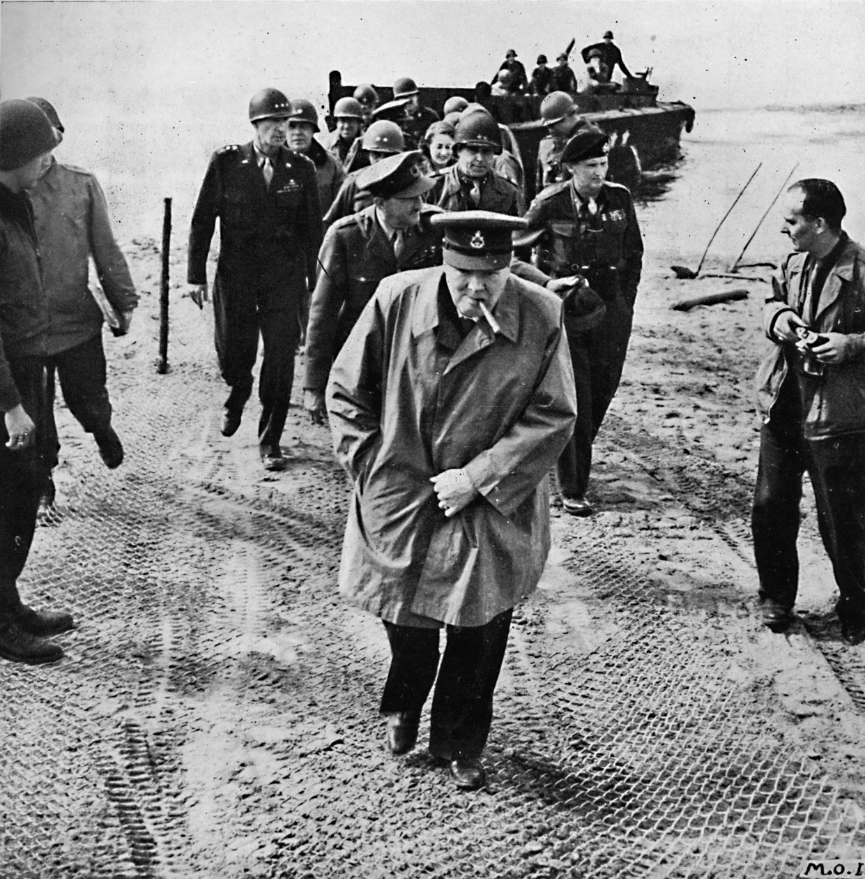 Winston Churchill över Rhen. Ut i Tyskland! Onwards to Victory!, 1945 av Unbekannt