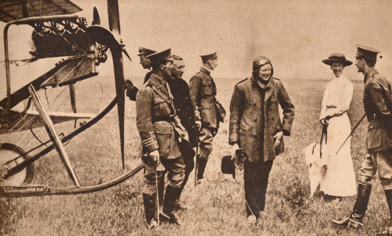 Winston Churchill efter att ha gjort en flygresa, c1914 1935 av Unbekannt