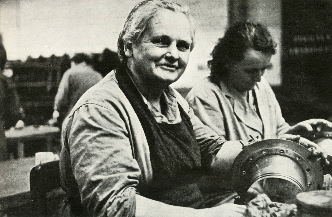 Kvinnliga flygplansunderhålls- och reparationsarbetare, södra Wales, andra världskriget, c1939-c1944 1946. av Unbekannt