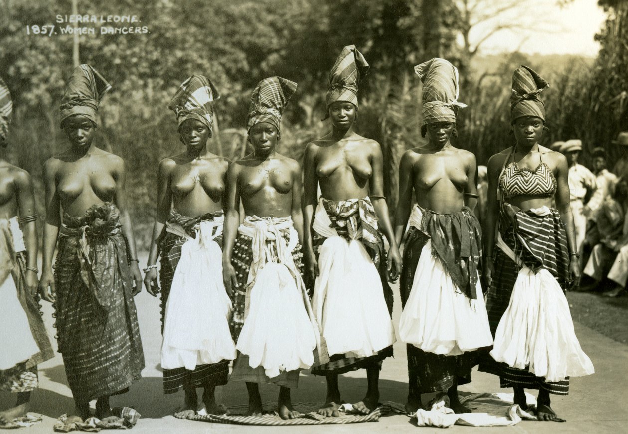 Kvinnliga dansare, Sierra Leone, 1900-talet av Unbekannt