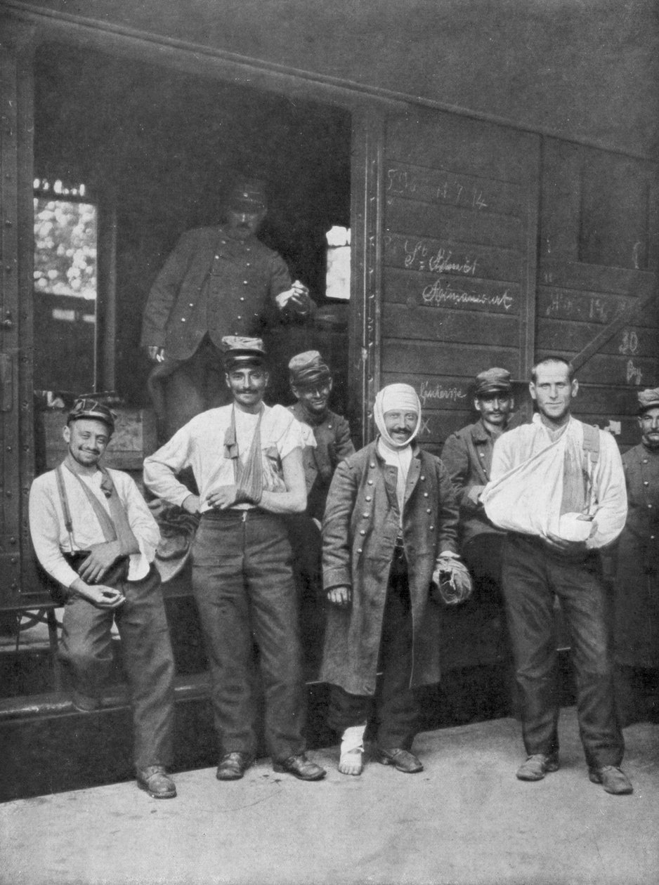 Sårade franska soldater på väg till sjukhus med tåg Frankrike, 1914 av Unbekannt