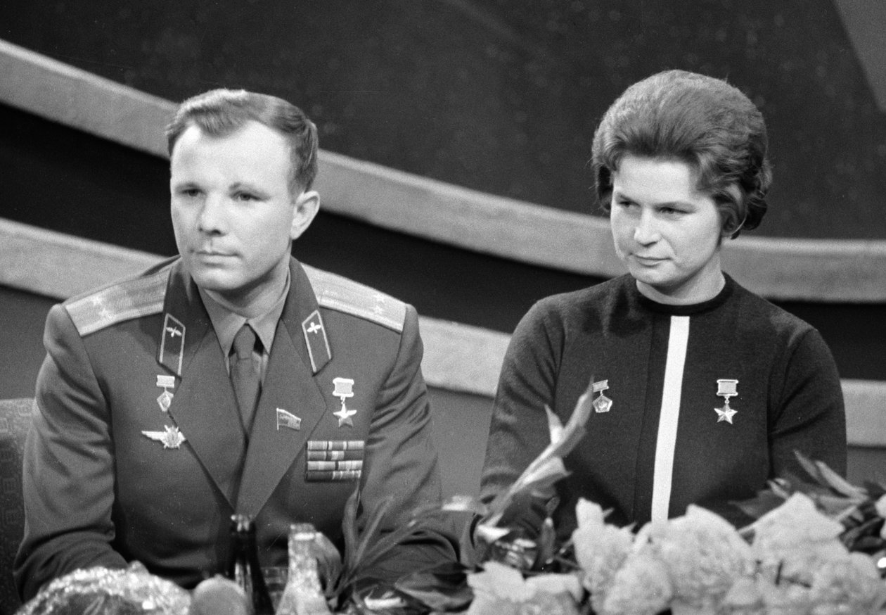 Yuri Gagarin och Valentina Tereshkova, ryska kosmonauter, 18 av Unbekannt