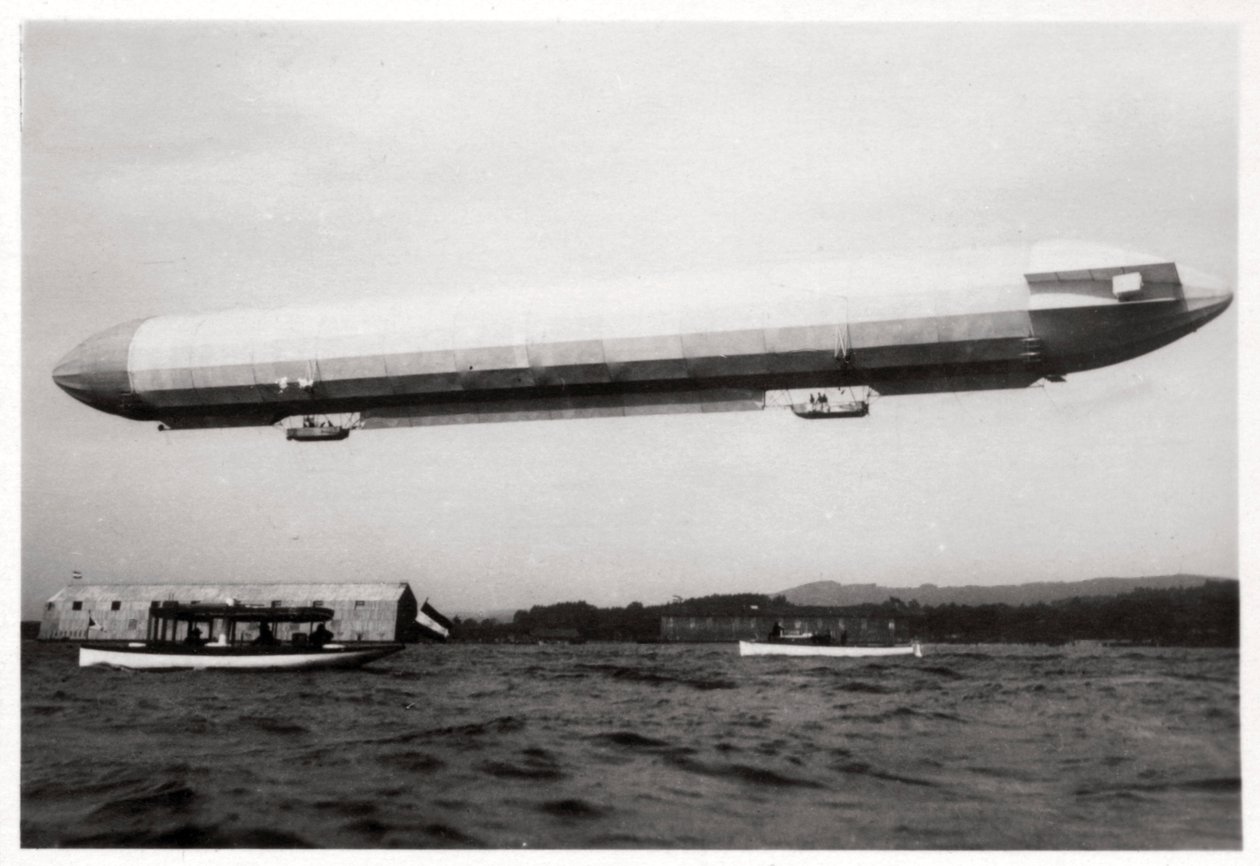 Zeppelin LZ3 luftburen, Tyskland, c1906-1908 1933 av Unbekannt