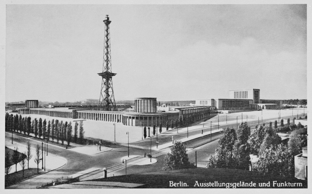 Utställningshallar och sändningstorn, Charlottenburg, Berlin, c.1930 av Unbekannt Unbekannt