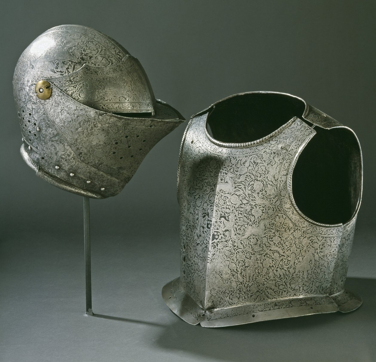 Hjälm och rustning, c.1620 (stål) av Unbekannt Unbekannt