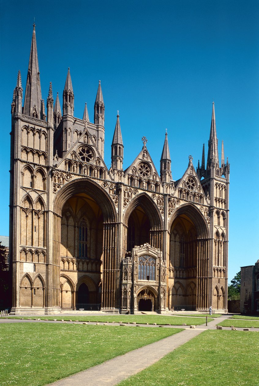 Peterborough Cathedral, English School, (1200-talet), The West Front, byggd ca 1200-10, Cambridgeshire, Storbritannien av Unbekannt Unbekannt