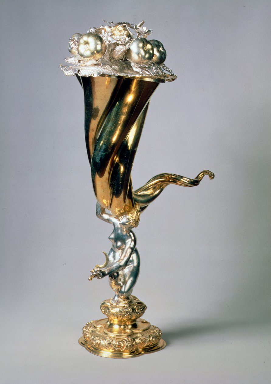 Stående bägare av förgylld silver i form av ett ymnighetshorn med repousedekor av D.T. Moye, Hamburg, tidigt 1600-tal av Unbekannt Unbekannt