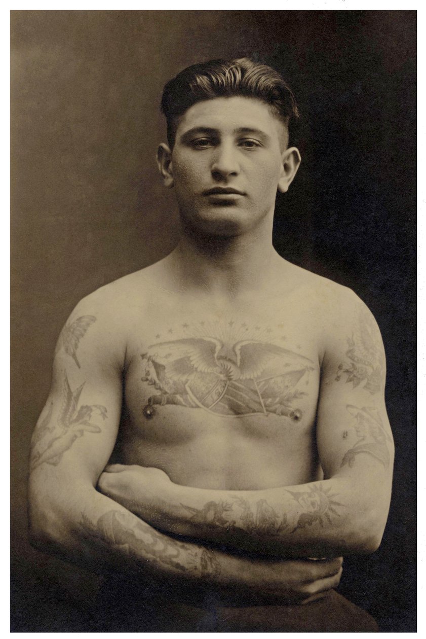Porträtt av en tatuerad amerikansk soldat c.1915 av Unbekannt Unbekannt