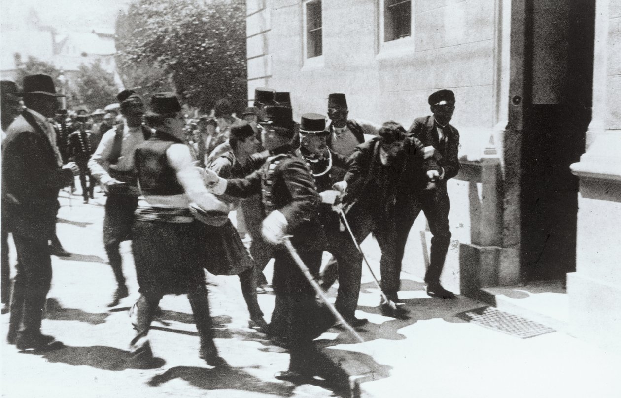 Bombkastaren arresterades i Sarajevo, 1914 av Unbekannt Unbekannt