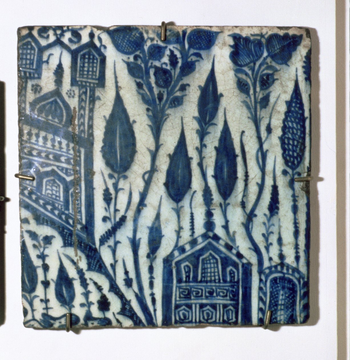 A3 Kakel med stiliserad design av hus och blommor, egyptisk, mamluk av Unbekannt