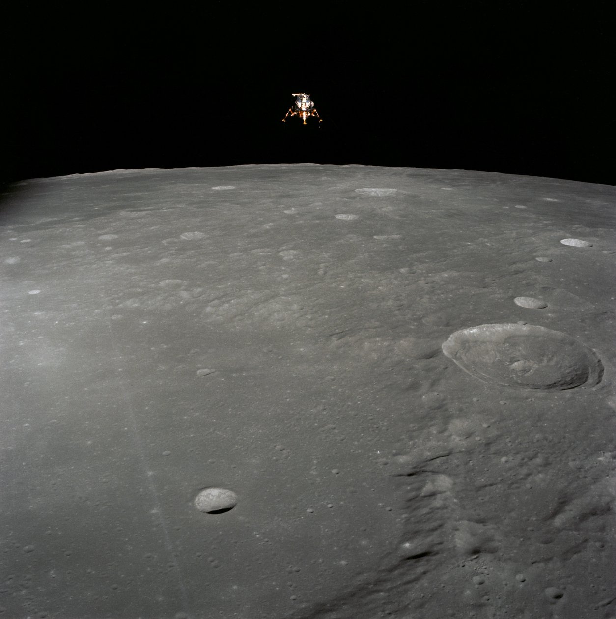 Apollo 12 månmodul Orädd landning på månens yta i stormarnas hav av Unbekannt