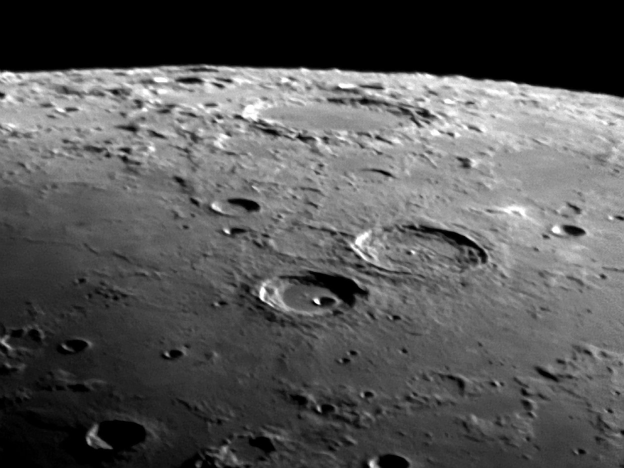 Atlas och Herkules krater, 25 maj 2004 av Unbekannter Künstler