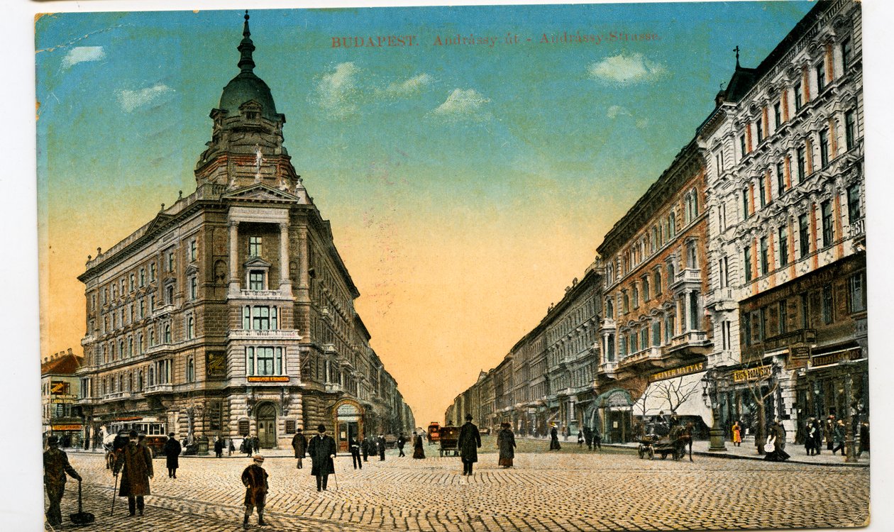 Budapest - Andrassy Avenue av Unbekannter Künstler