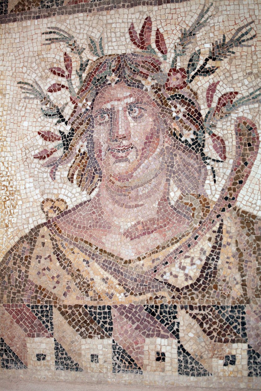 Höstens byst - Detalj av panelen fyra årstiderna - Paphos mosaiker, Dionysos hus - Slutet av 2:a århundradet e.Kr. - Cypern - Personifiering av hösten - Detalj av mosaiken av de fyra årstiderna - Mosaiker från Paphos, Dionysos hus - Slutet II århundradet a av Unbekannt