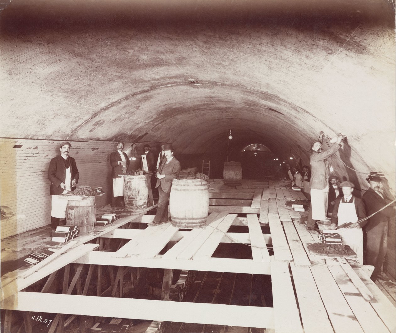 Konstruktion, tunnlar Konstruktion av Rotherhithe-tunneln, London av Unbekannt