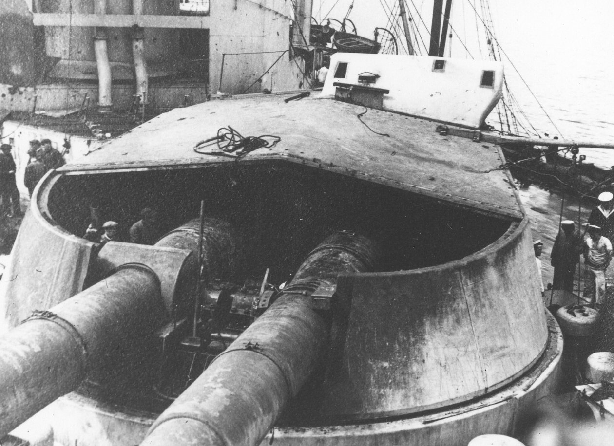 Skador på Q-tornet, HMS Lion, Jylland av Unbekannt