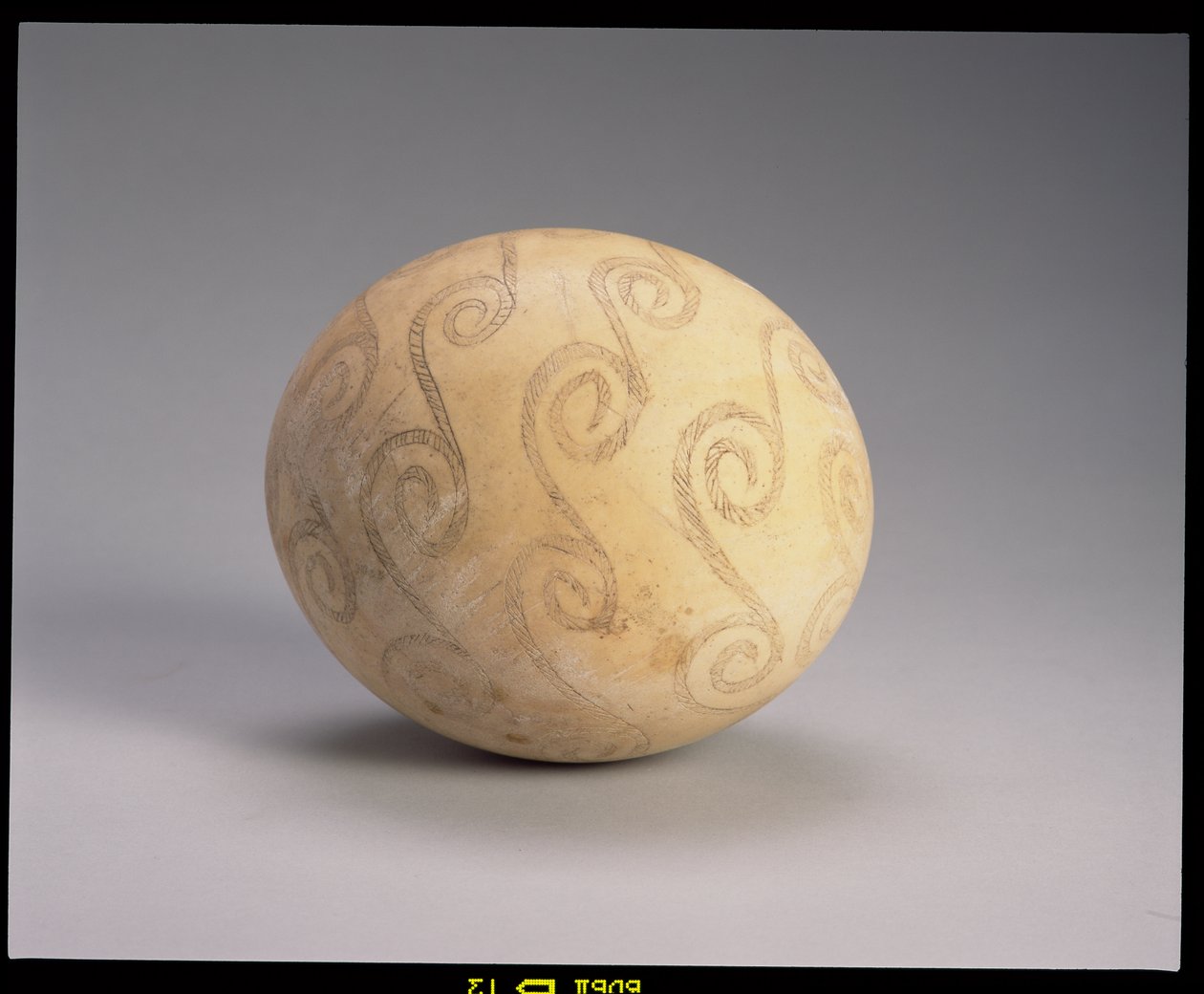 Dekorerat strutsägg, egyptiskt, c.2nd millennium BC (strutsägg) av Unbekannt