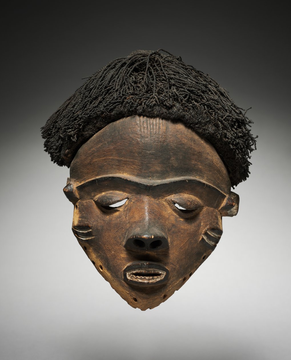Ansiktsmask för kvinnor, Pende, tidigt 1900-tal av Unbekannt