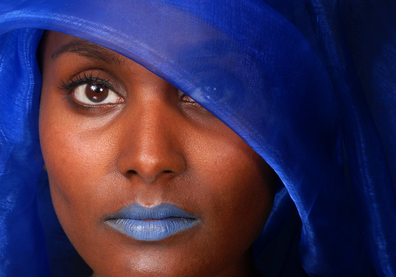 Woman of the World 7, 2005 (foto) av Unbekannter Künstler