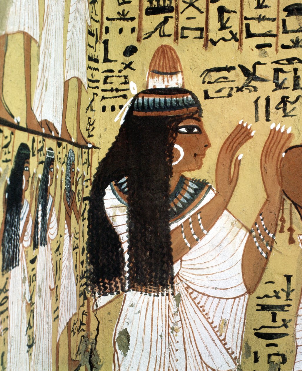 Figur av Orante, gravar av hantverkare. Plats för Deir El Medineh i Luxor, Egypten. av Leopold Blonder