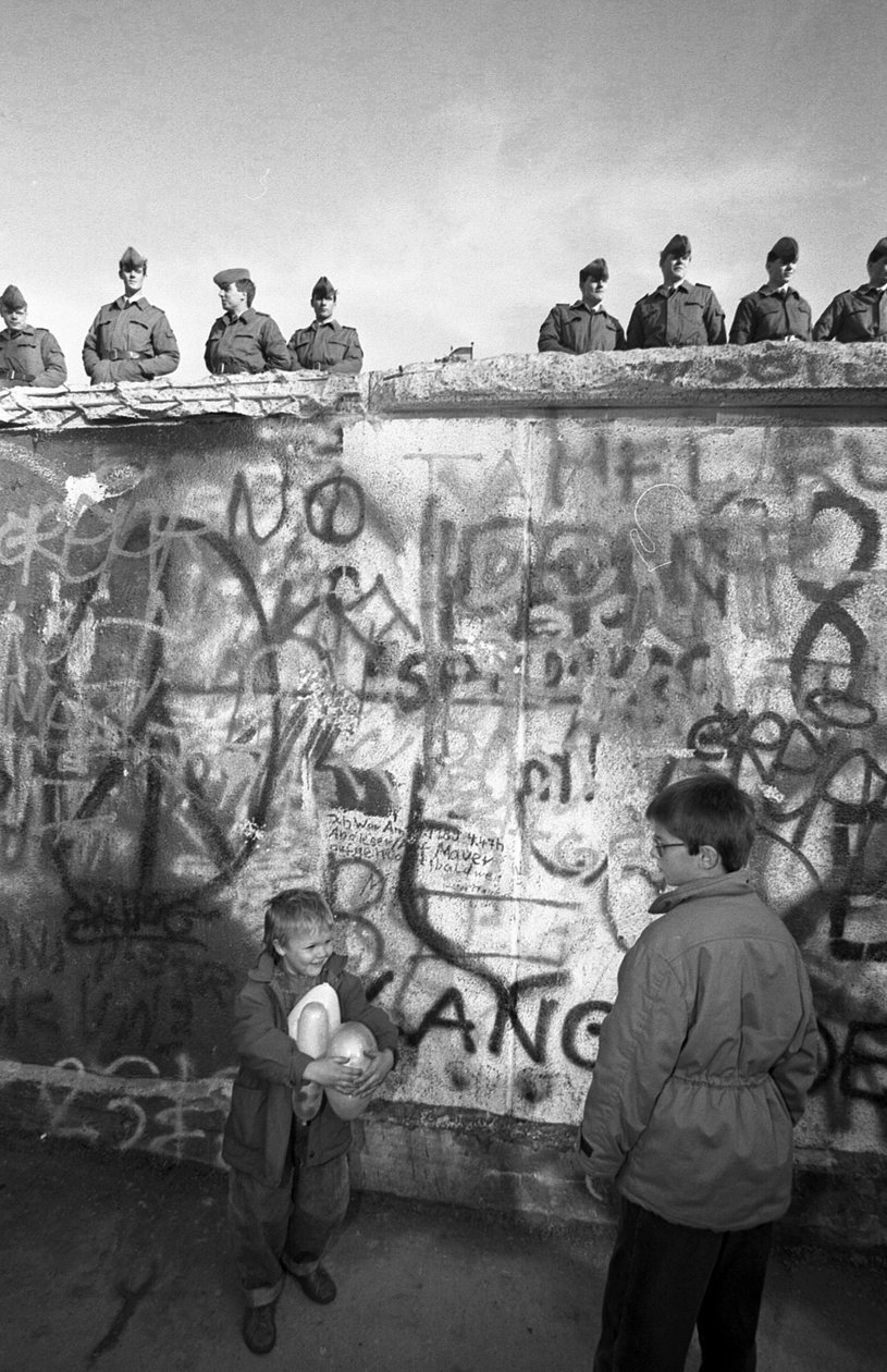 Tysklands återförening, Berlinmurens fall, Tyskland av Unbekannt