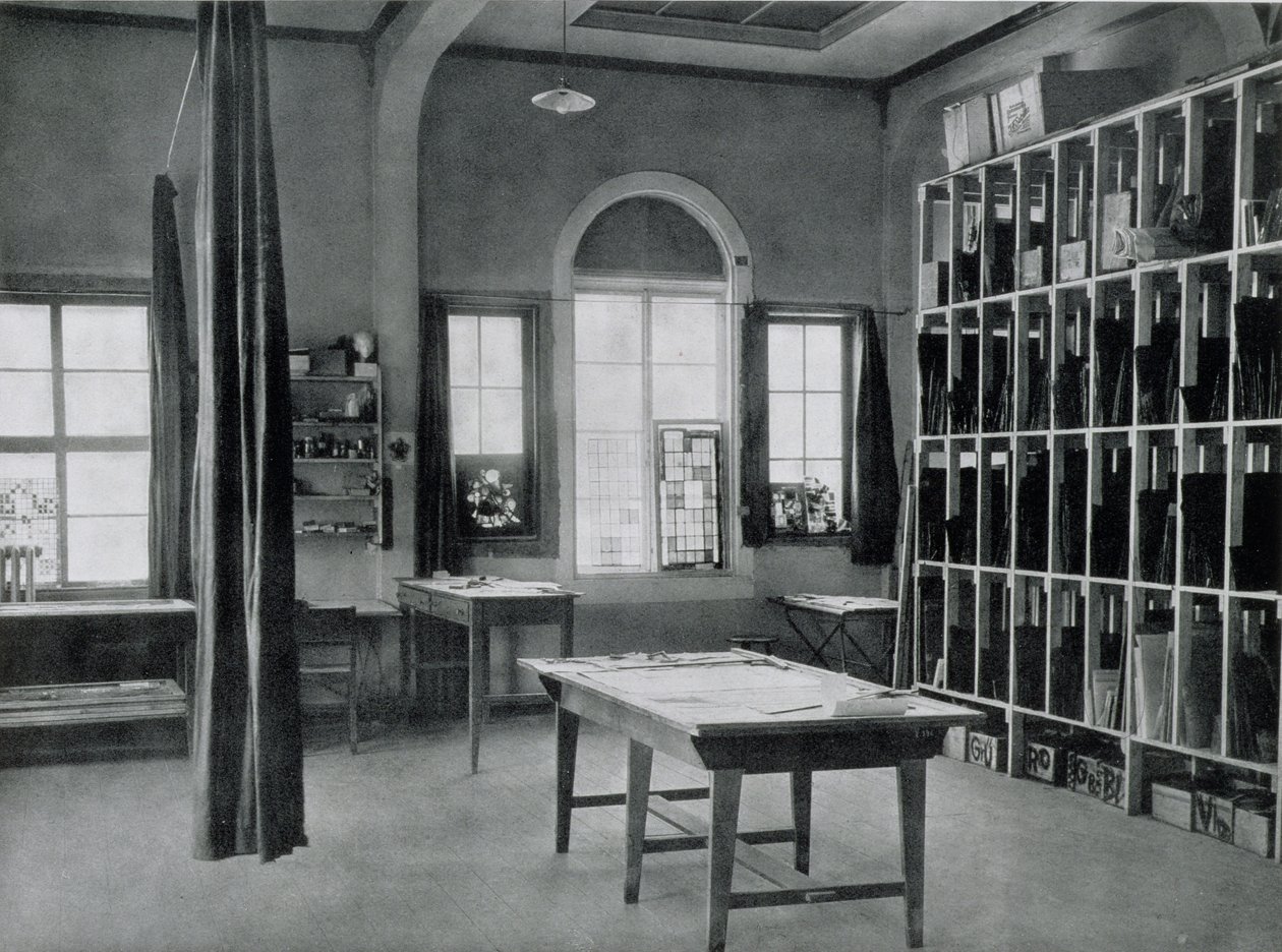 Glasmåleri, från verkstäderna i Bauhaus, Weimar av Unbekannt
