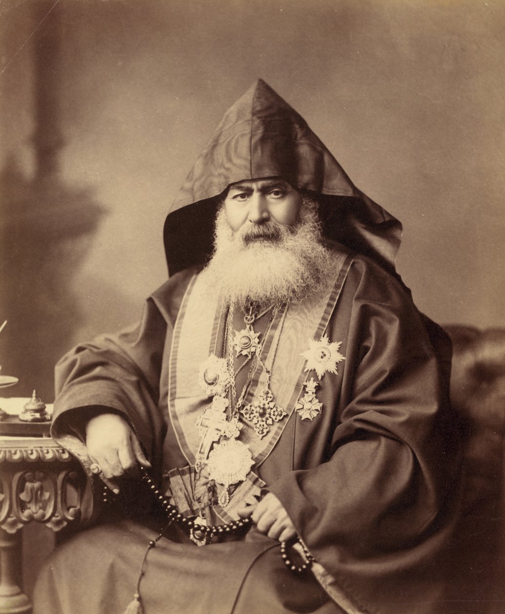 Harootiun Vehabedian, den armeniska patriarken av Jerusalem, 1900-10 av Unbekannt