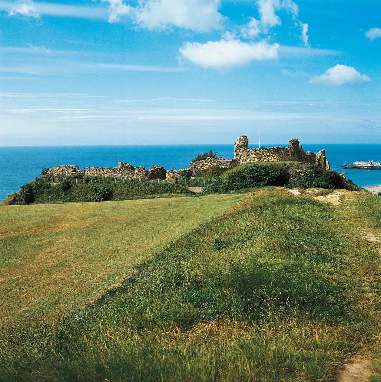 Hastings Castle, East Sussex, Storbritannien av William M. Timlin