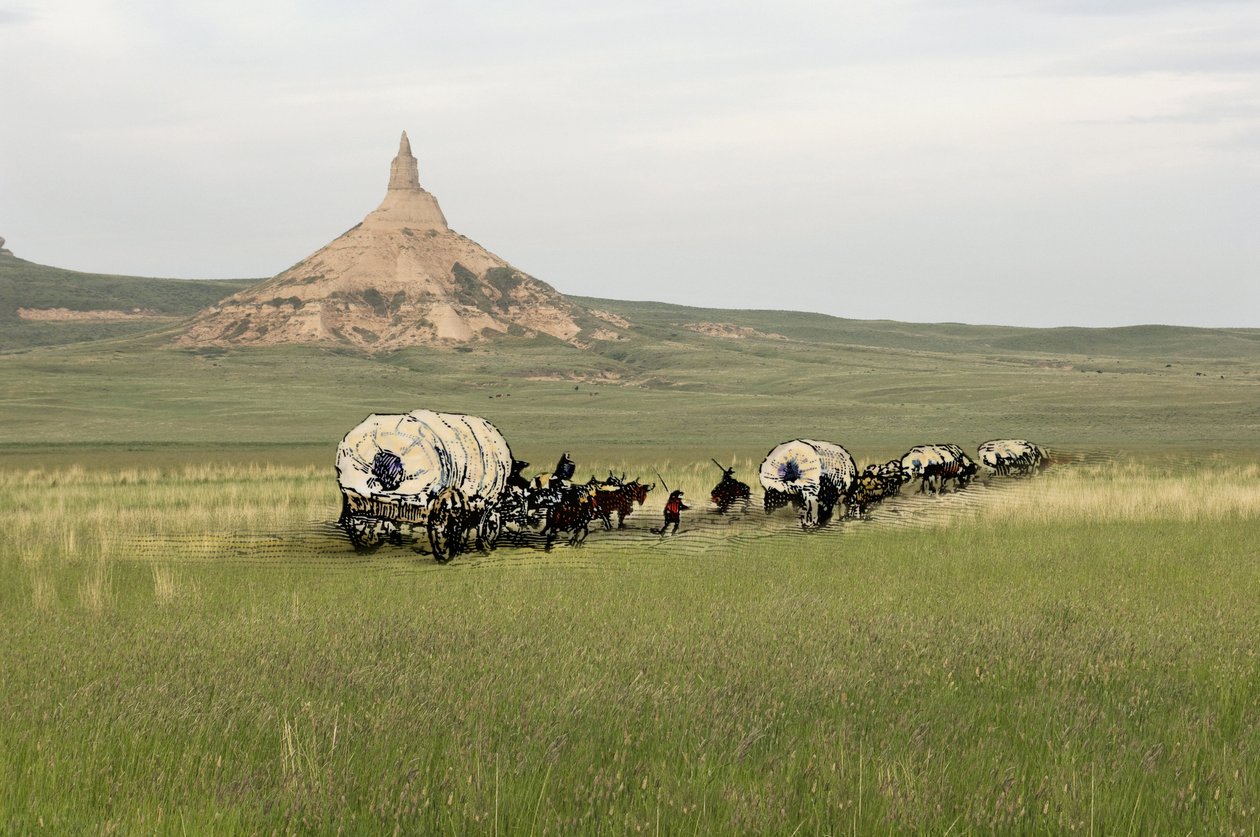 Historia om nybyggarna i West Conquete: Amerikanska pionjärer. Resor av flera familjer som korsar Förenta staternas slätter i diligence. Diligences korsar Chimney Rock på Oregon Trail, Nebraska. Färgrik gravyr kombinerad med ett fotografi. av Unbekannter Künstler