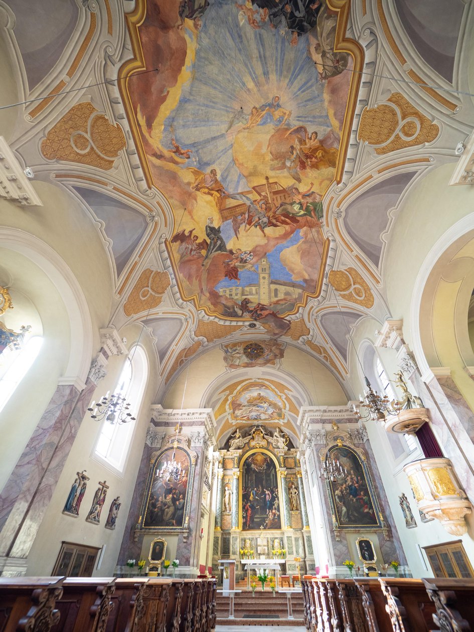 Interiör- och takmålningar av Hans Andre, Servitenkirche, Innsbruck, Tyrolen, Österrike, Europa (foto) av Unbekannter Künstler