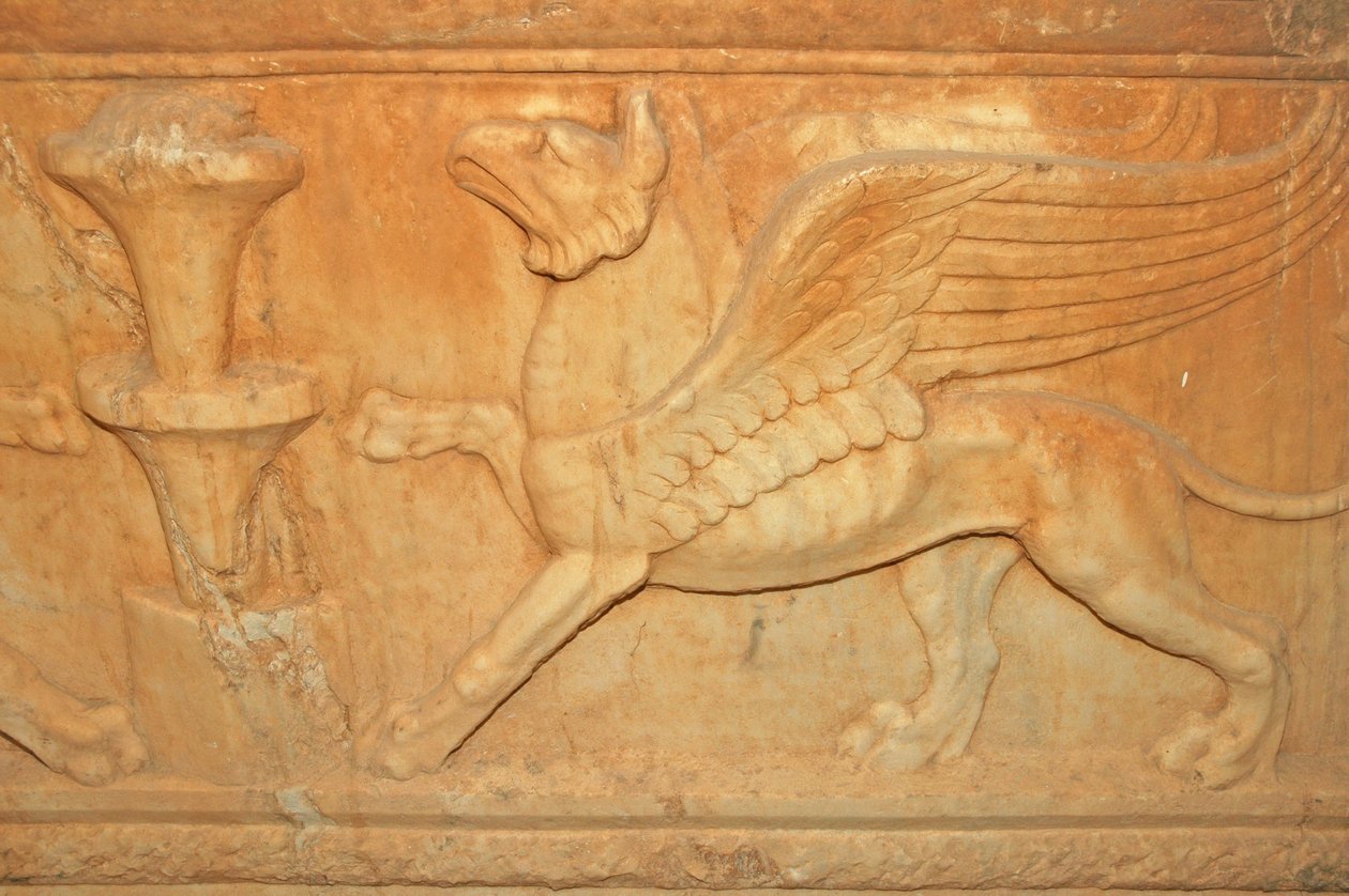 Libyen, mytisk odjursristningsdetalj på Attic Sarcophagus (2:a århundradet e.Kr.) av Unbekannt