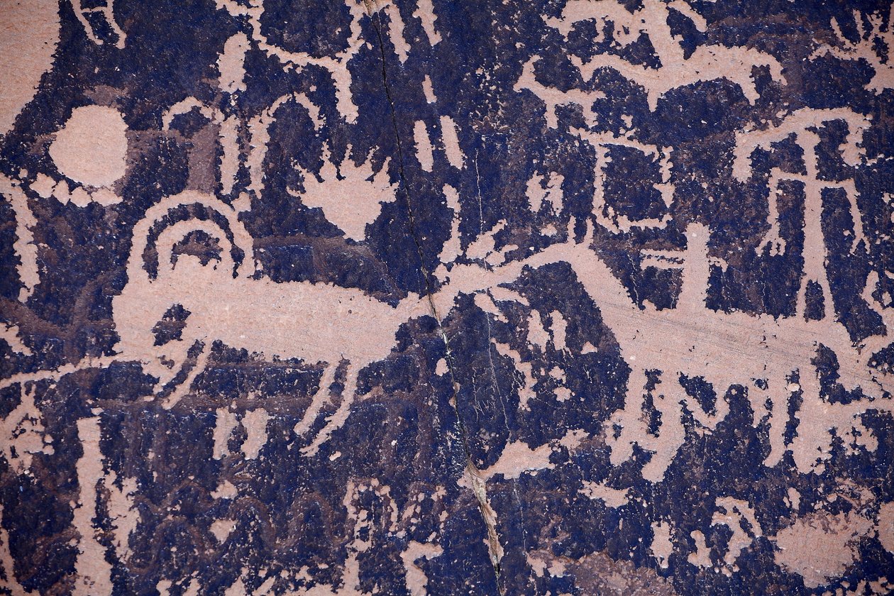 Nyheter Paper Rock. Indiska hällristningar i Nordamerika av Navajo-stammar och Utah. Period som sträcker sig över cirka 2000 år fram till 1300-talet. av William M. Timlin