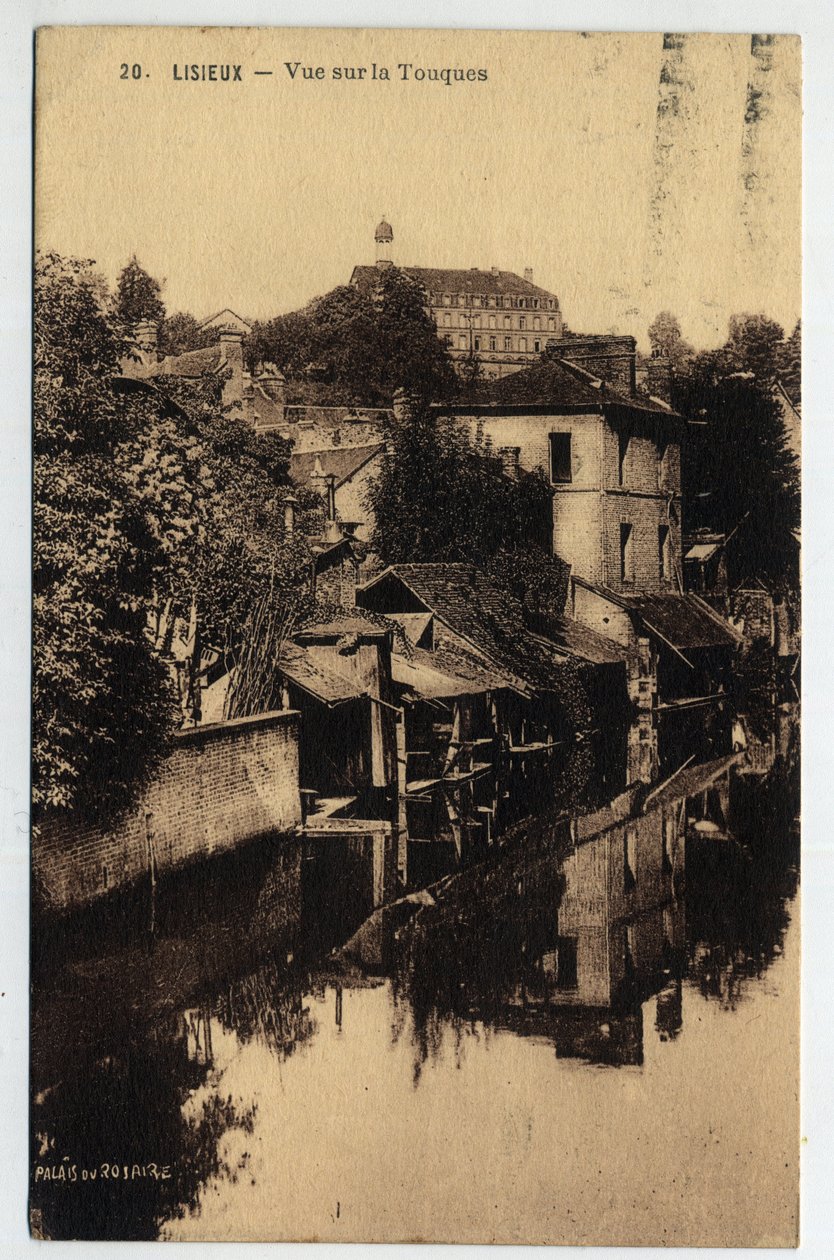 Normandie, Calvados (14), Lisieux: hus på kanten av Touques - Vykort daterat 1934 av William M. Timlin