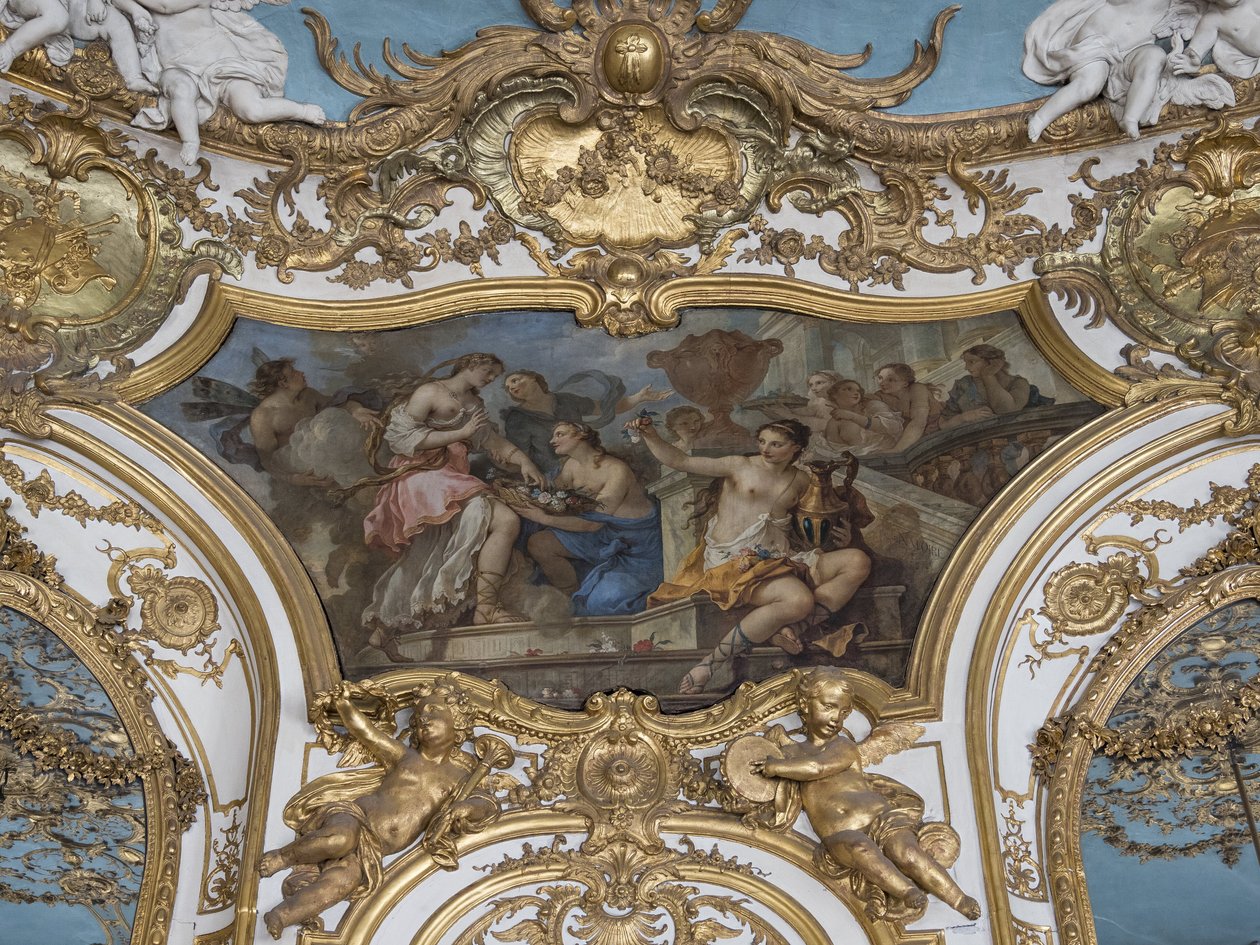 Nymfer som erbjuder blommor i Psyche på tröskeln till Palace of Love. Målning av Charles Joseph Natoire (1700-1777) av Unbekannt