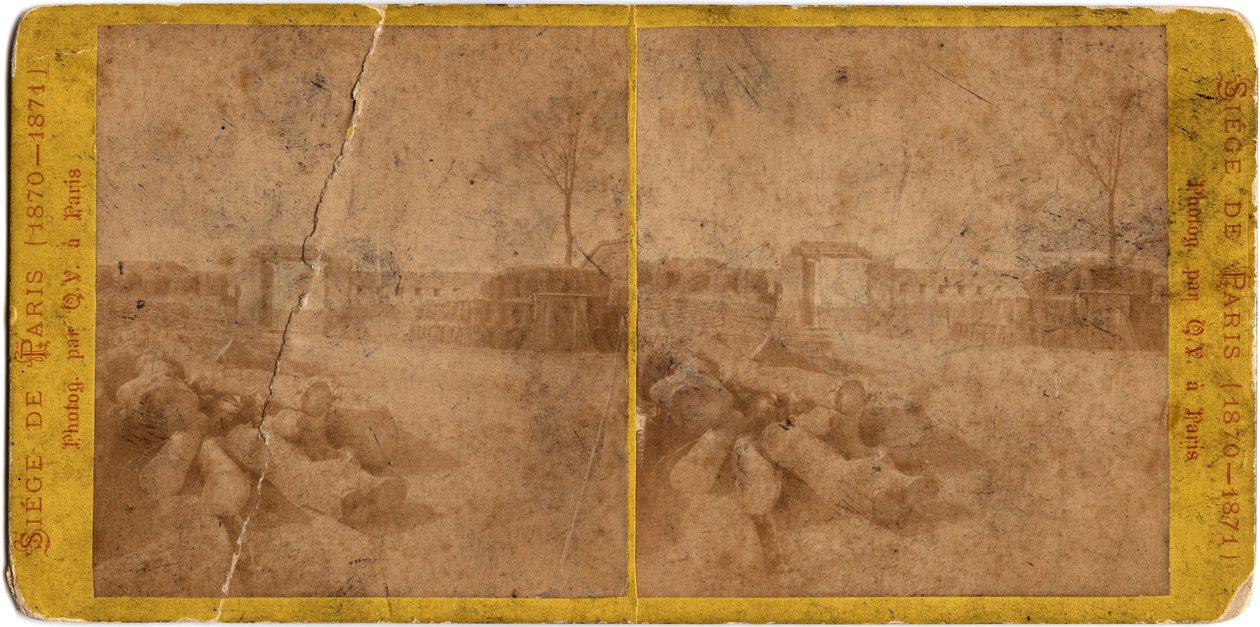 Paris belägring (1871): utsikt över staden under belägringen av staden av preussarna mellan 20/09/1870 och 28/01/1871. Fotografi av Q.V.. Tryck på kartong Dim. 17x6,9 cm av Unbekannt