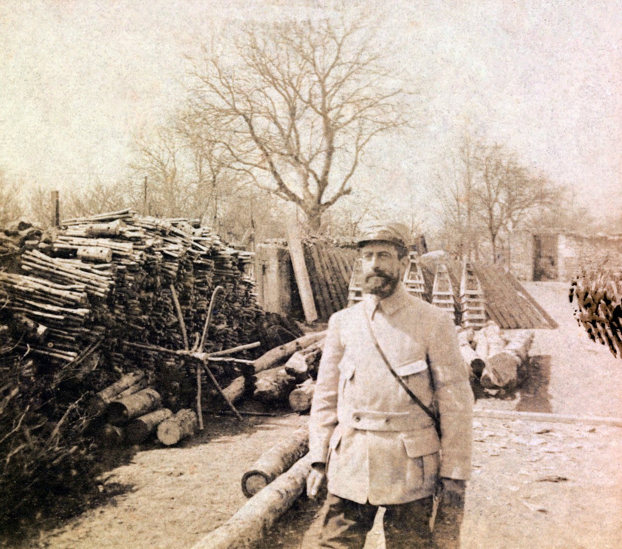 Fotografi från ett personligt album av en infanterilöjtnant under första världskrigets första månader av Unbekannt