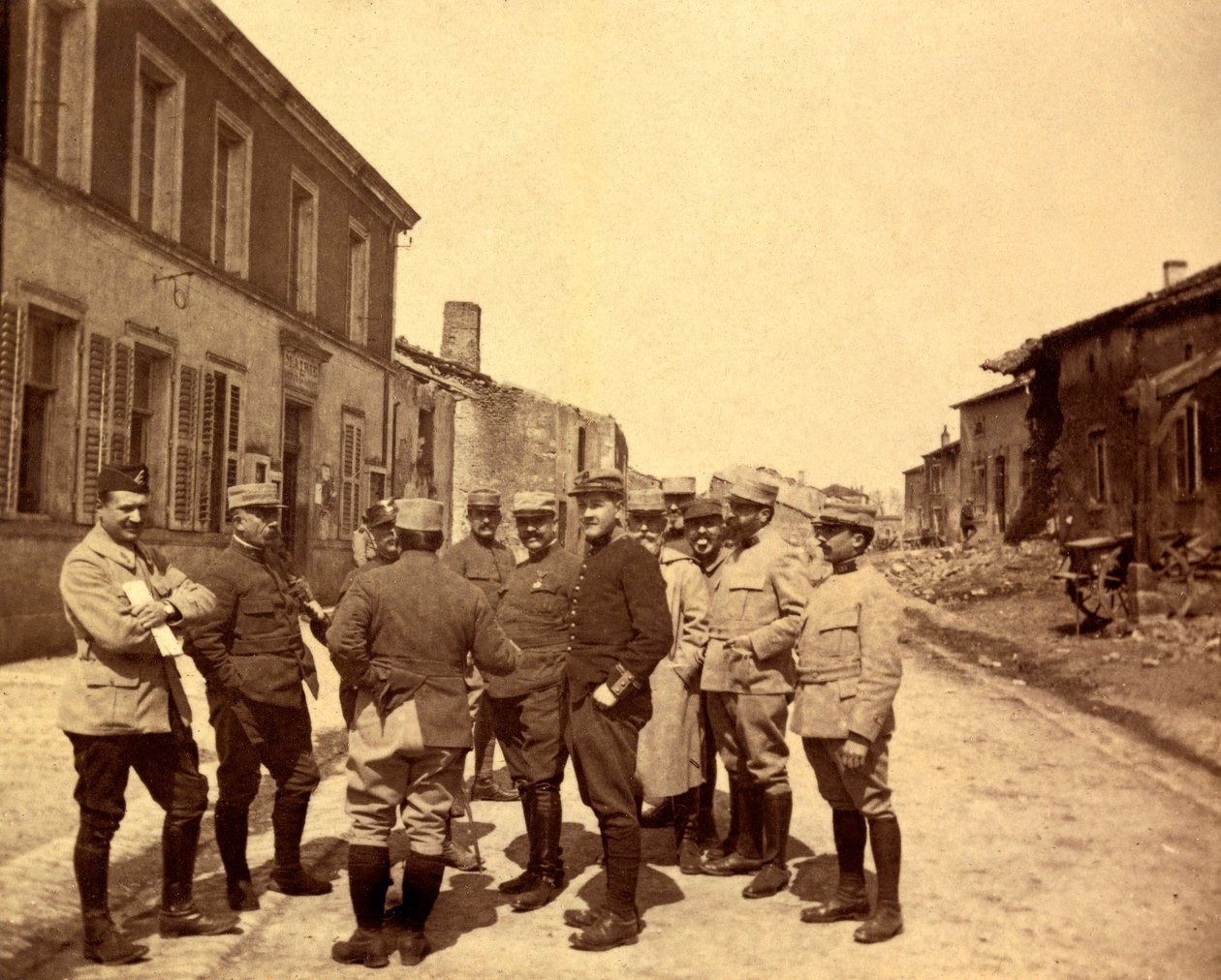 Fotografi från ett personligt album av en infanterilöjtnant under första världskrigets första månader av Unbekannt