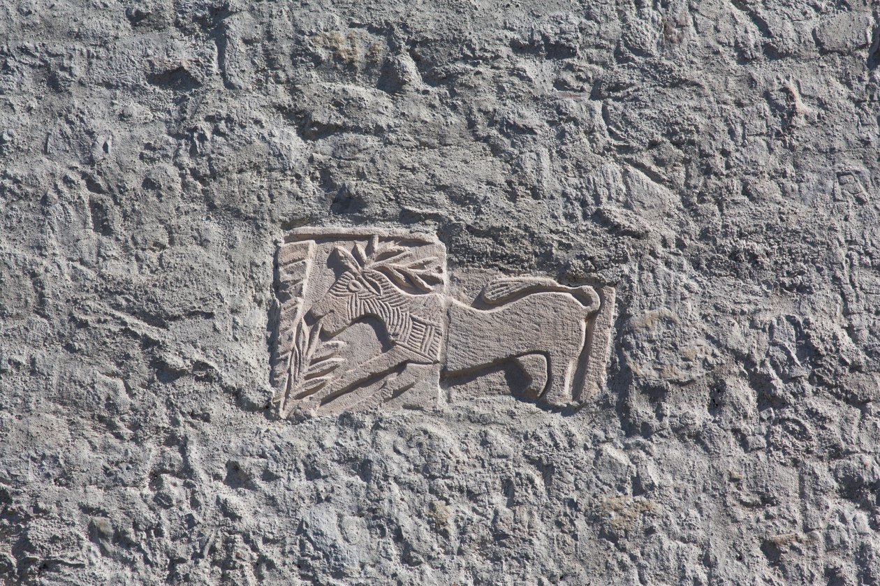 Saint Mauro kupol, kyrka, låg relief, Maniago, Friuli, Italien av Unbekannt