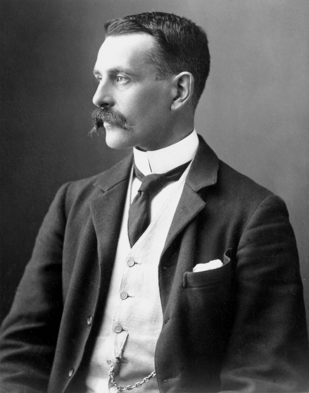 Sir James Swinburne, skotsk elektroingenjör, sent 1800-tal av Unbekannt