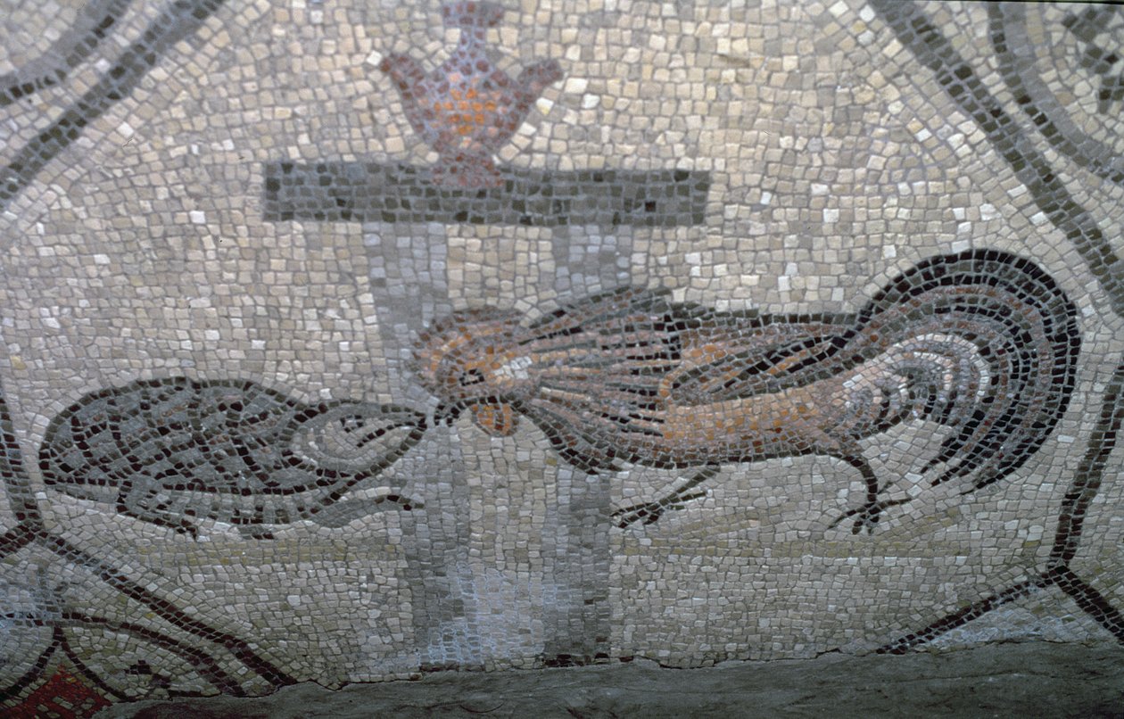 Hanen och sköldpaddan, detalj från en dekorativ trottoar föreställande kristna bilder och hedniska symboler, c.313 AD (mosaik) av Unbekannt