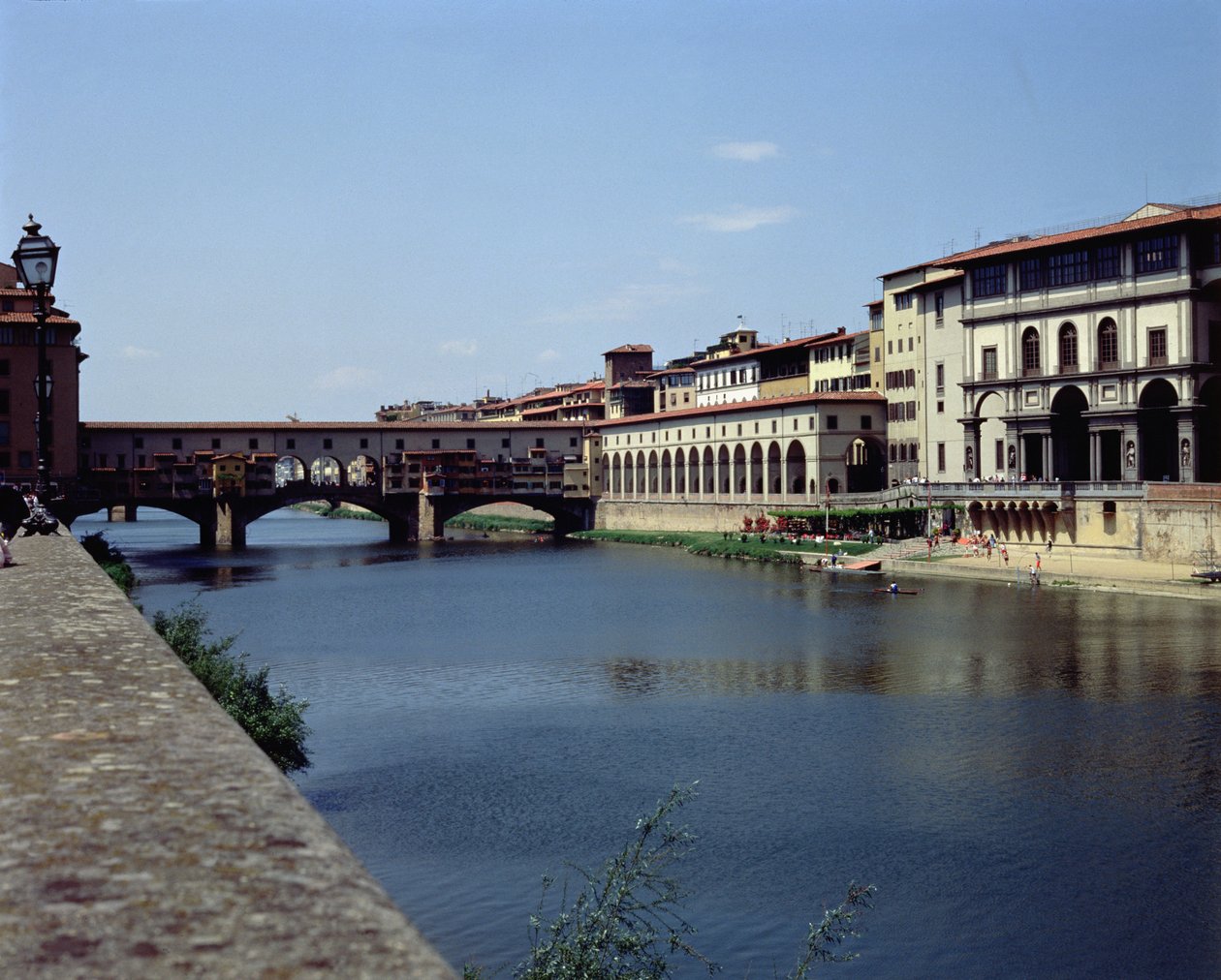 Utsikt över Ponte Vecchio och Uffizi (foto) av Unbekannt