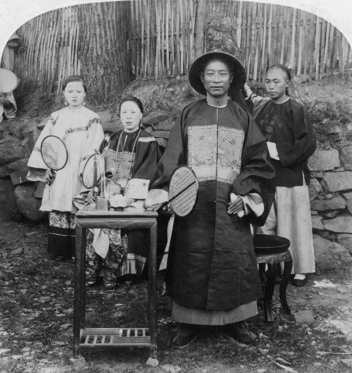En genial tjänsteman från det inre Kina, marin mandarin, Kinkow Jingzhou, Kina, 1900 av Underwood and Underwood