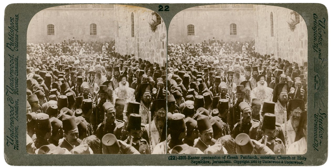 Påskprocession av den grekiska patriarken, in i Heliga gravens kyrka, Jerusalem, 1903. av Underwood and Underwood