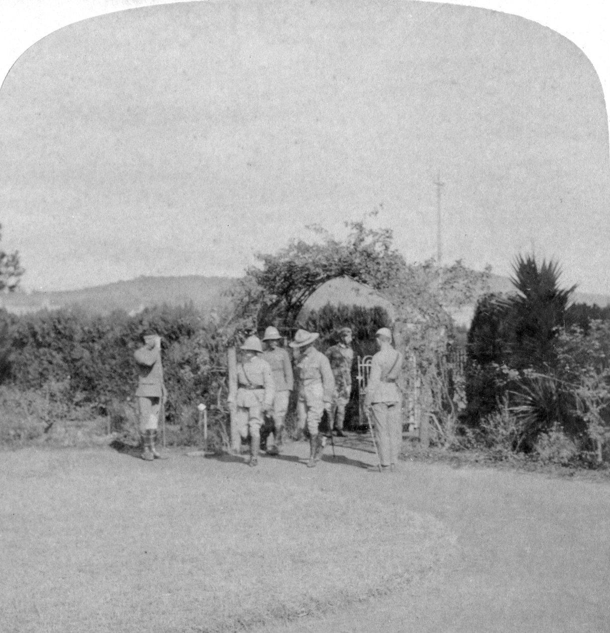 Fältmarskalk Lord Roberts och generalmajor Baden-Powell, Pretoria, Sydafrika, 1901. av Underwood and Underwood