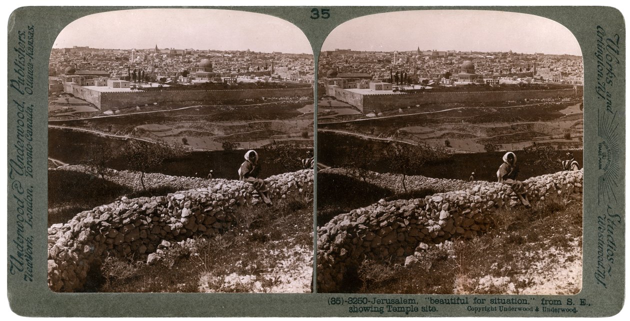 Jerusalem, sett från sydost, visar platsen för templet, Palestina, 1900-talet. av Underwood and Underwood