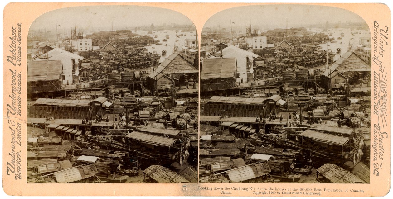 Tittar ner för Pearl River Zhu Jiang vid kantonen Guangzhou, Kina, 1900 av Underwood and Underwood