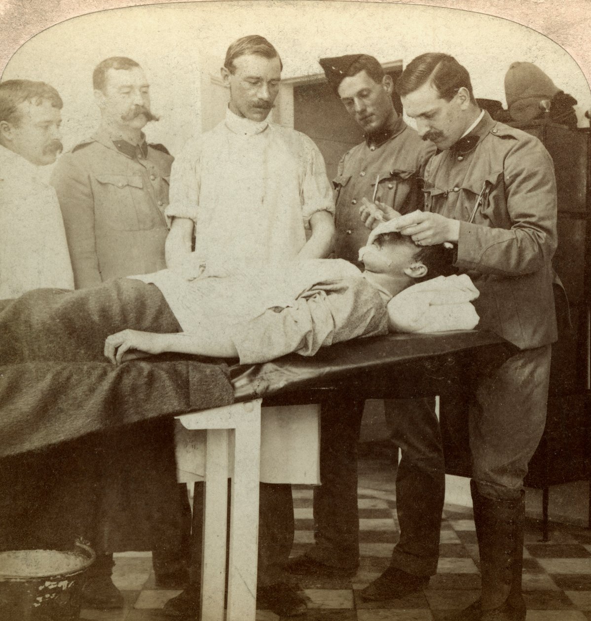 Soldat som stupade vid fronten, Wynberg Hospital, Kapstaden, Sydafrika, Boerkriget, 1899-1902 av Underwood and Underwood