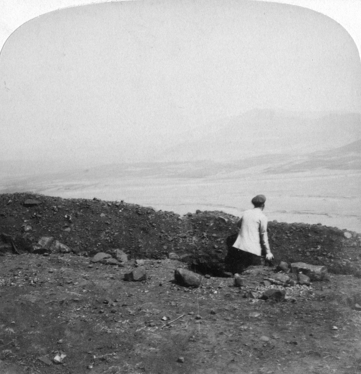 Spion Kop, från en boergrav på Krantz Kloot, Sydafrika, 1901 av Underwood and Underwood
