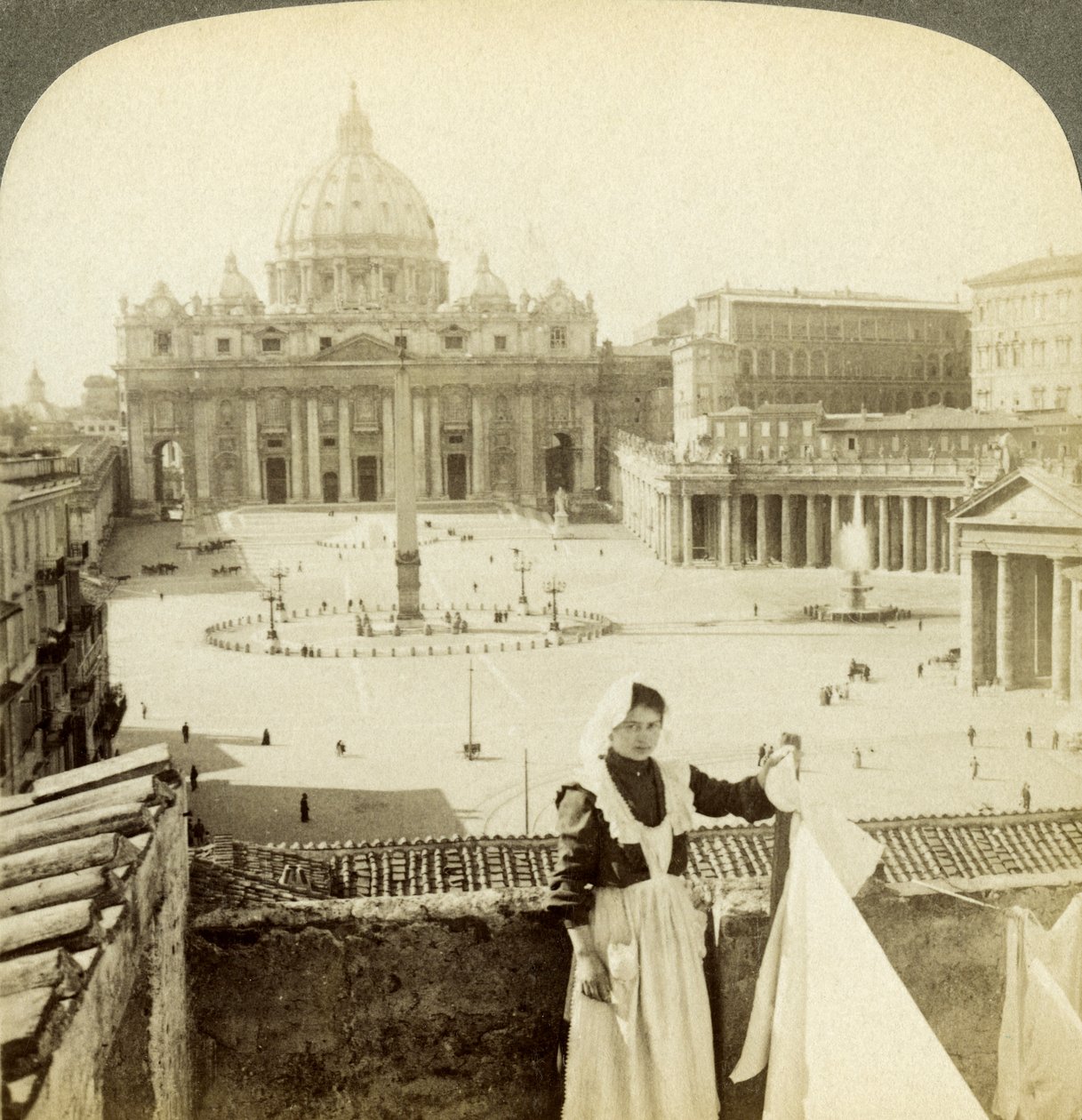 Petersplatsen och basilikan och Vatikanen, Rom, Italien. av Underwood and Underwood