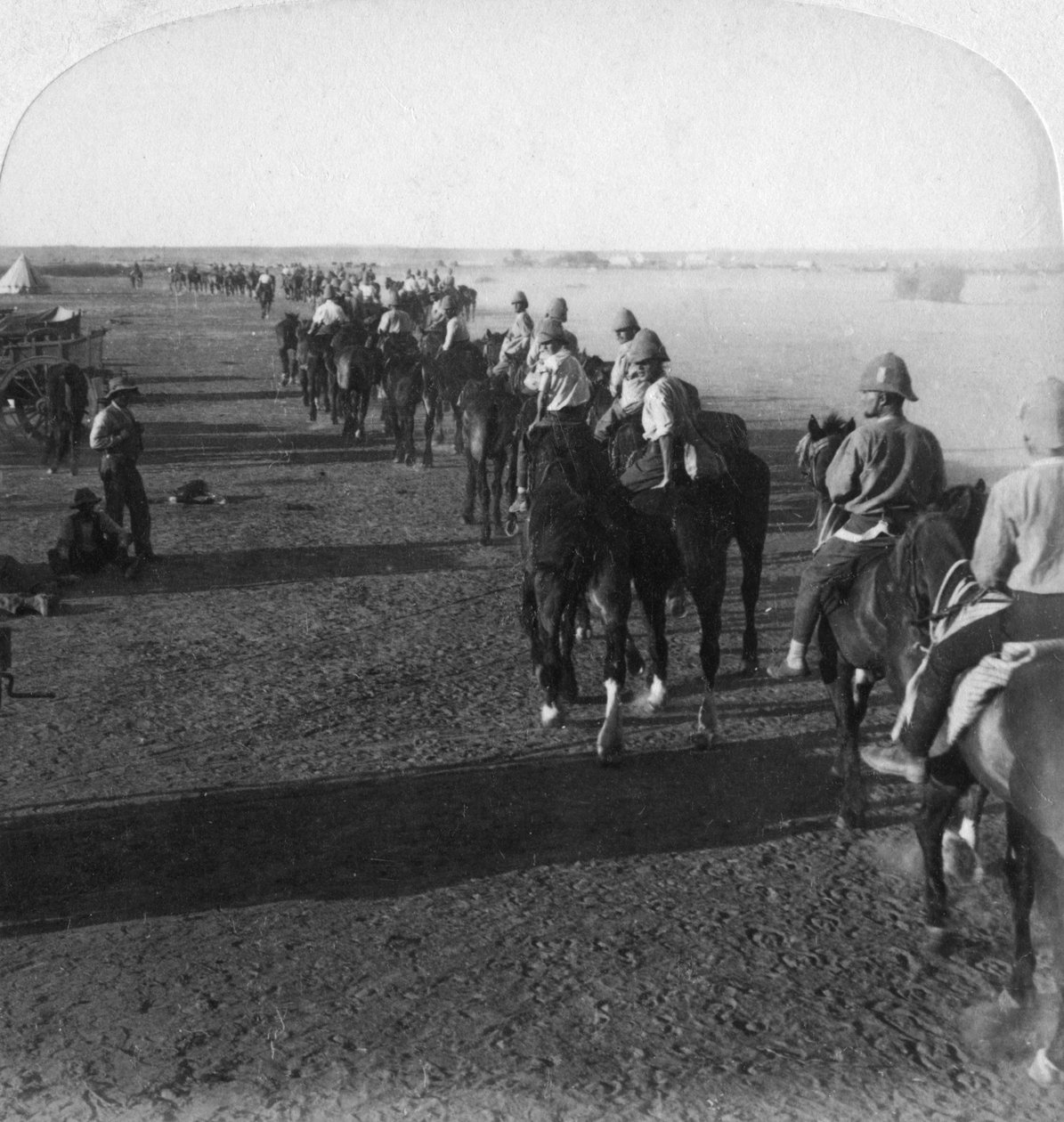 Det 38:e batteriet vid Modder innan han deltog i Roberts framfart, Sydafrika, Boer War, 1900. av Underwood and Underwood